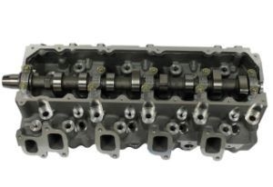 トヨタ・ランドクルーザー 1kz-T 1kz-Te エンジンのための水冷蔵式全筒頭 11101-69126 11101-69128
